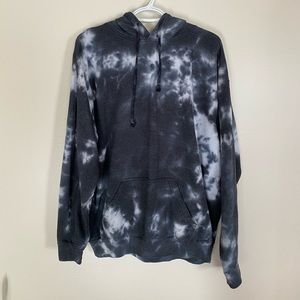 men’s tie dye hoodie